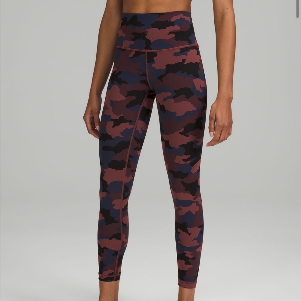 New with Tags: Lululemon Wunder Under HR Tight 28”